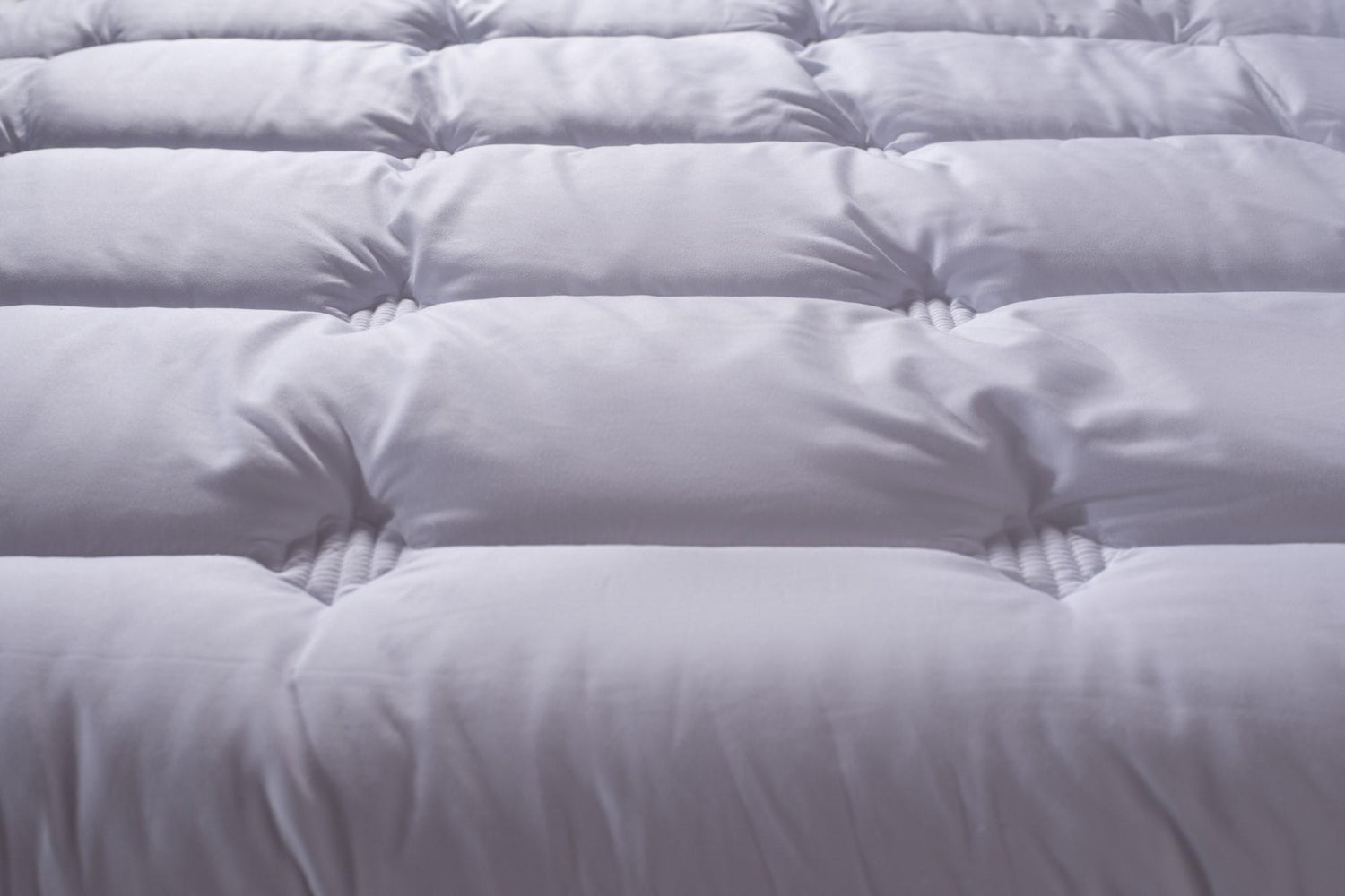 Couette anti-acariens synthétique lavable en machine Anna
