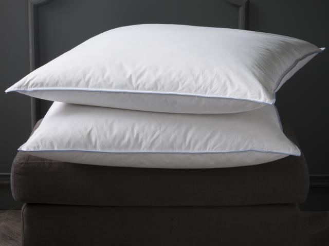 Oreiller Moelleux 65x65 Cm – 80% Duvet Canard Et Oie – Enveloppe Coton Percale – Fabriqué En France