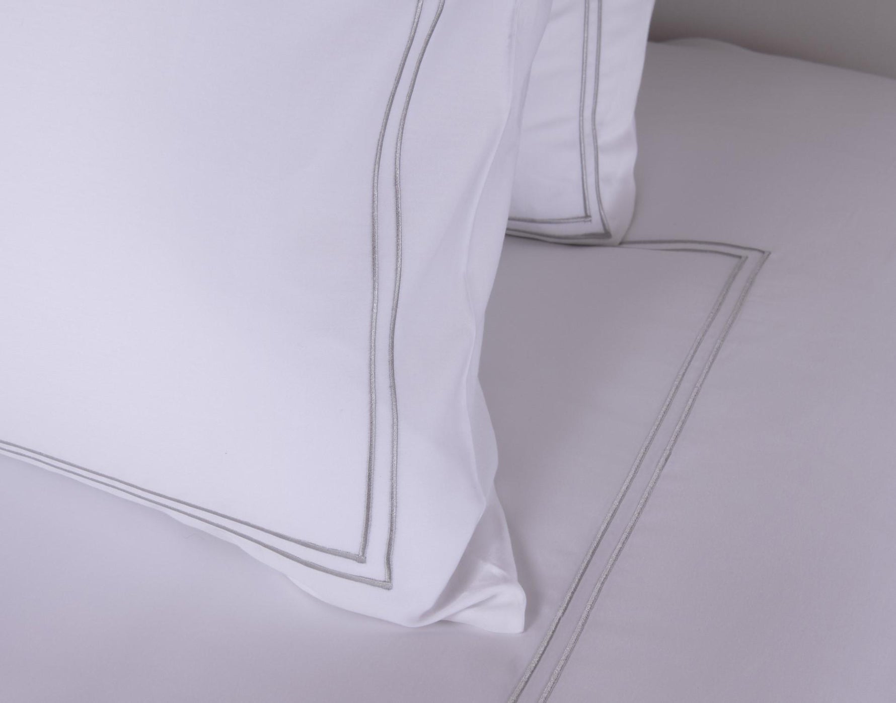 Taie d'oreiller 65x65cm et 50x70cm haut de gamme Harmonie