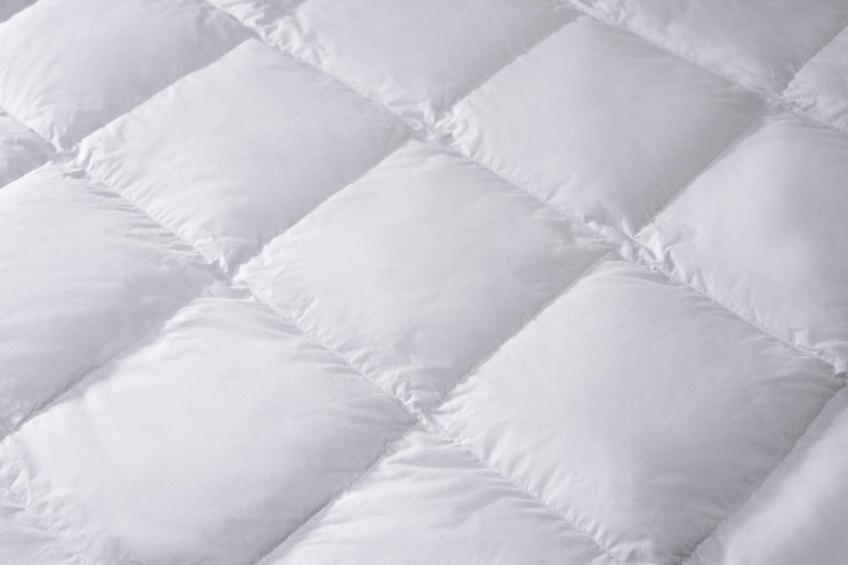Couette naturelle qualité hôtel premium en duvet d'oie